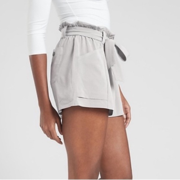 Athleta Beige Skyline Short II high waisted size 24 - Picture 12 of 13